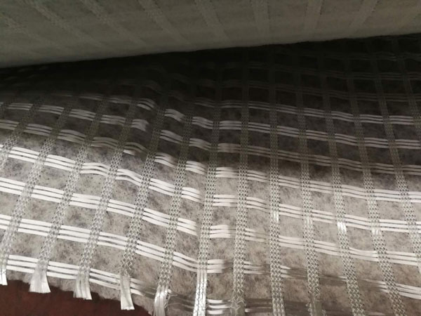 玻纤格栅复合土工布、无纺布